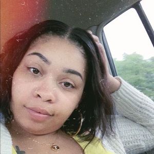 Meet your Posher, Talaya